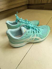 Pickleball shoes
