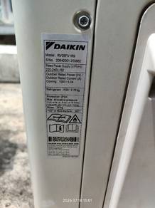 Daikin 1.5HP Non Inverter Air Con R32 gas