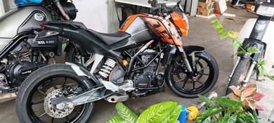 KTM 250 Duke