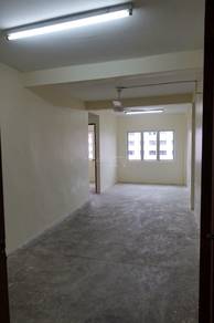 Apartment For Sale in Flat PKNS Seksyen 7 Shah Alam