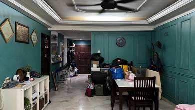 Condominium For Sale in La Villas Condominium