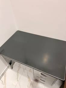 Meja office besi