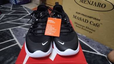 Nike Raya Tak jadi