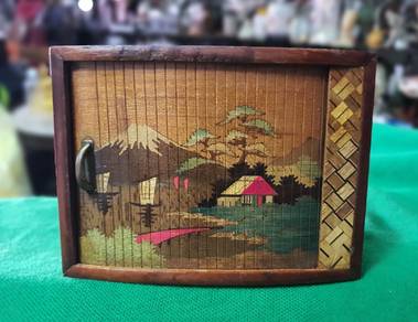 Japanese woodwork mechanism type warning sound sto