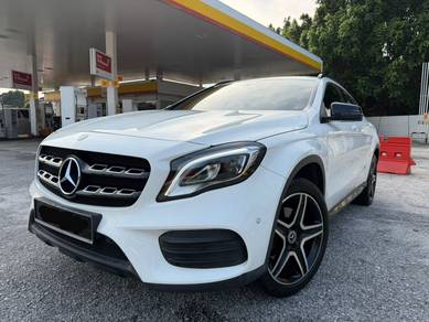 Mercedes Benz GLA250 250 4MATIC (CBU) in Klang, SGR