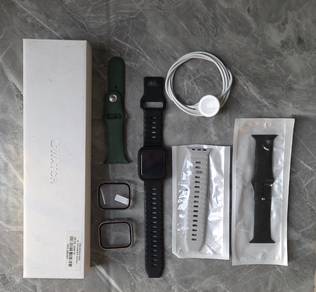 Apple Watch s7 45mm GPS + Cellular