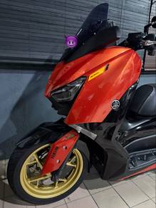 Yamaha XMAX