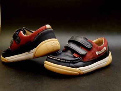 Clark, Converse shoe