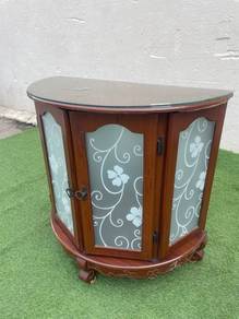 YE91A Almari Tepi Half Moon Glass Door Side Table