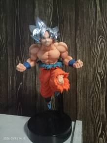 Goku Ultra instinct Ichiban Kuji A