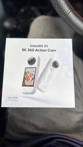 Insta360 X5 100% like new