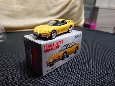 1:64 Tomica Limited Vintage Mazda RX-7 RX7 yellow