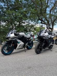 CFMOTO 675SR-R