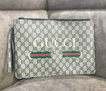 Gucci Clutch Beg