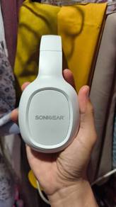 Headphone