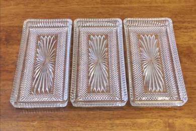 Pressed glass rectangular vanity plate 3