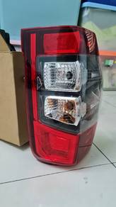 mitsubishi triton Tail Light 