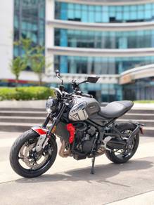 Triumph Trident