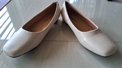 Women's Beige Square Toe Ballet Flats | Brand New