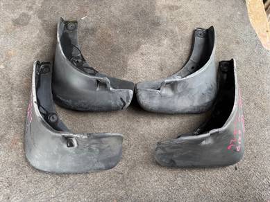 No 13-10-26 Toyota Celica ST182R Mud Flap