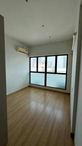 Condominium For Sale in Bay Point @ Country Garden Danga Bay