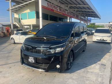 2017 Toyota Voxy V