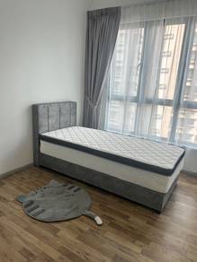 Bed frame and mattress single New