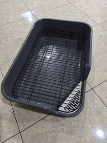Large litter box with tray