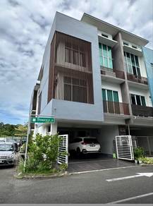 2.5-storey Terraced House For Sale in Sandakan,SBH