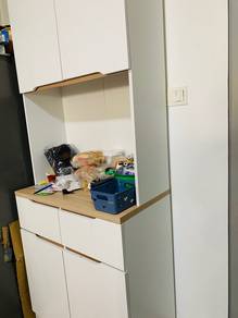 kitchen cabinet