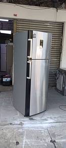 Electrolux 2door fridge refrigerator peti ais 347L