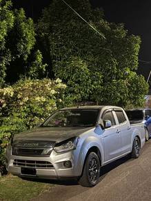 Isuzu D-Max TYPE B in Kluang, JHR