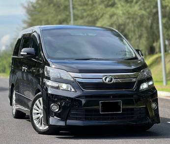 2013 Toyota Vellfire Z GOLDEN EYES