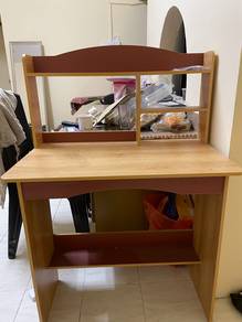meja study dh siap dipasang