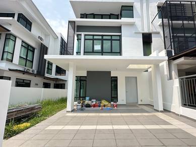 Cluster House For Sale in Skudai,JHR