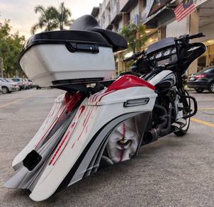 Harley-Davidson Street Glide Special