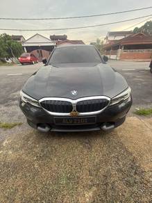 BMW 320i 20i SPORT in Klang, SGR