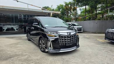 Toyota Alphard SC in Damansara, KUL