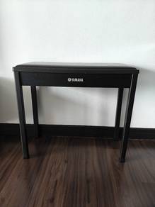 Padded Yamaha bench (USED)