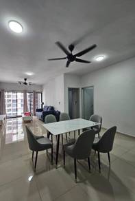 Apartment For Rent in Admiral Residences