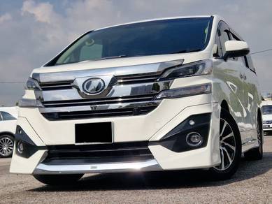 Toyota Vellfire V L in Sungai Besi, KUL