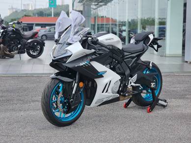 CFMOTO 675SR-R