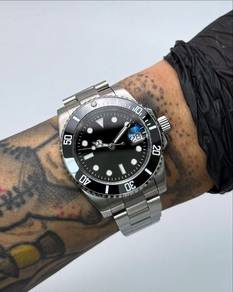 Custom Seiko Mod 40mm Black No Logo Submariner