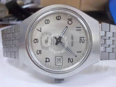 Vintage Herma winding watch