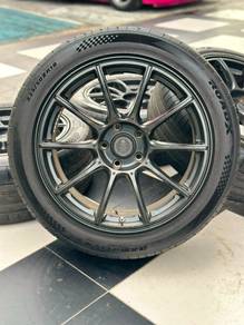 Raxer 18 inch sportrim Estima x50 golf passat