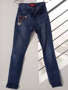 Original GUESS Jeans Slim Fit (Like new)