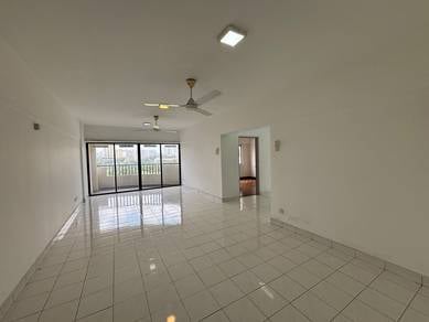 Condominium For Rent in Anjung Hijau (Greenfields)