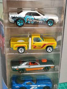 Hotwheels 5 pack Mopar