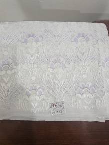 lace cloth 586