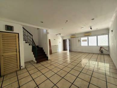 2-storey Terraced House For Sale in Greenlane,PNG